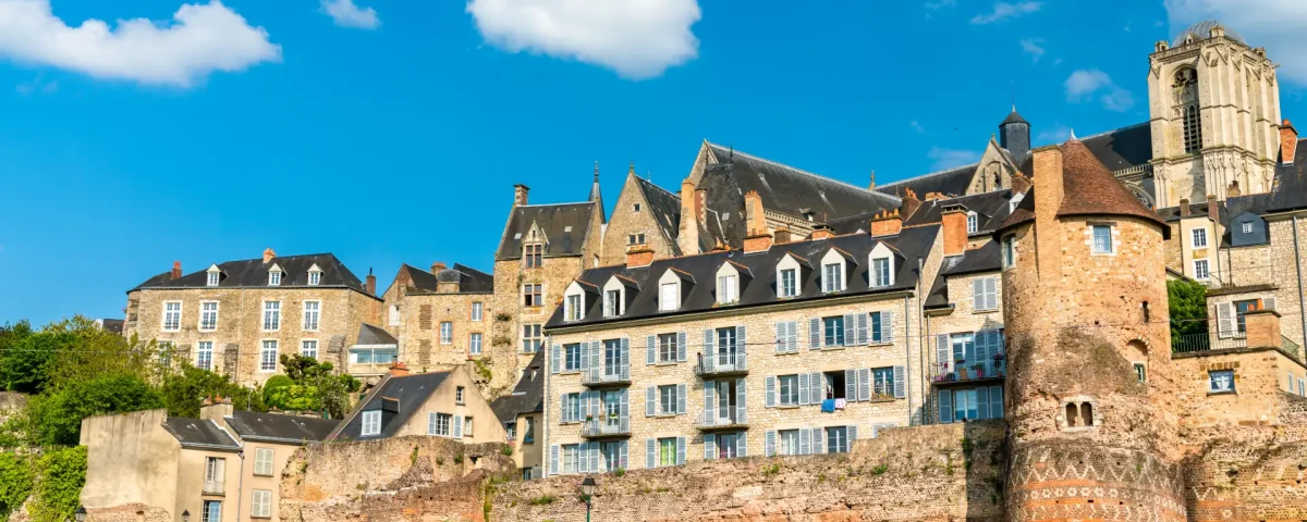 header le mans page